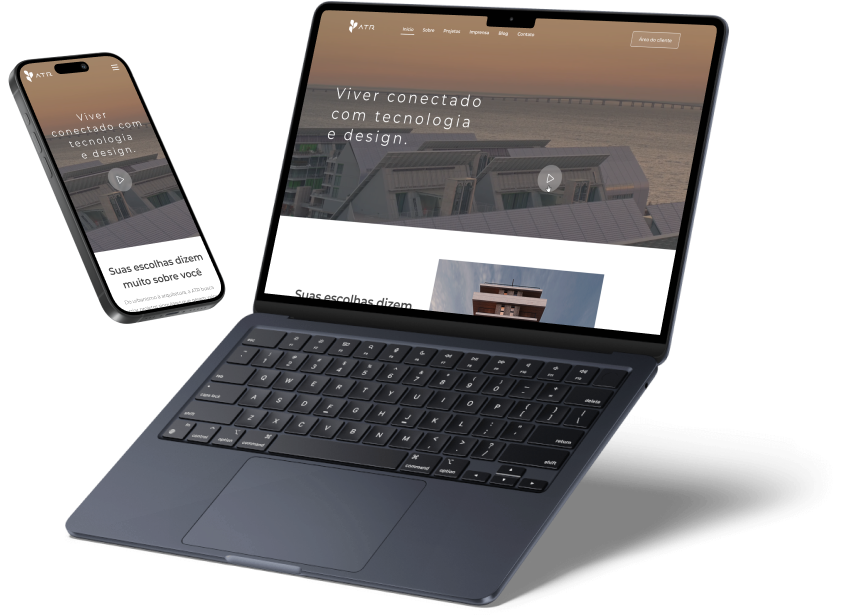 Um celular e um notebook navegando no site da ATR.